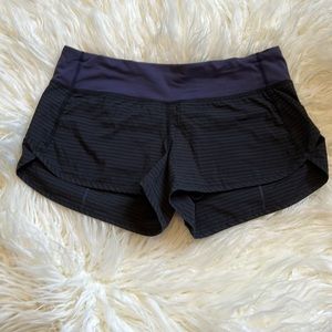Lululemon Speed Up Short 2.5” Lined Size 6